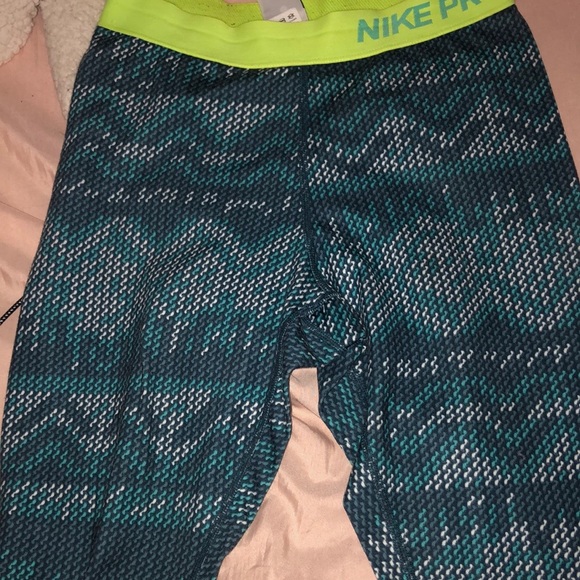 Blue white and lime green Nike pro tights - Picture 1 of 6